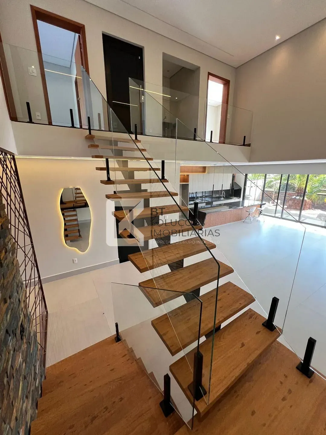 Sobrado, 4 quartos, 256 m² - Foto 9
