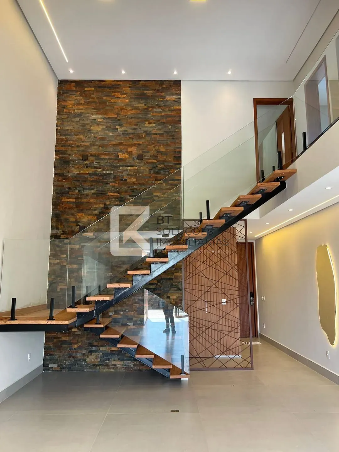 Sobrado, 4 quartos, 256 m² - Foto 7