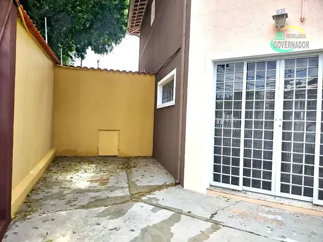 Sobrado com 317m² 2 quartos e 2 banheiros, à venda, no bairro Parque Via Norte em Campinas