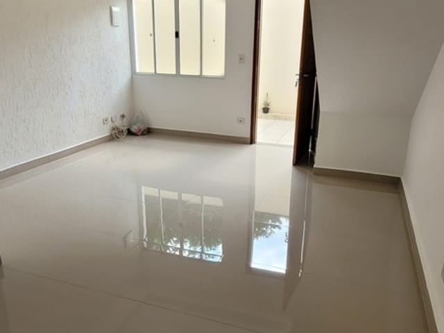 Sobrado 2 quartos e 2 banheiros, à venda, no bairro Vila Germinal em São Paulo