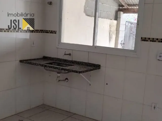 Sobrado com 88m² 2 quartos e 2 banheiros, à venda, no bairro Residencial Aldeias da Serra em Caçapava