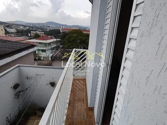 Sobrado com 141m² 2 quartos e 2 banheiros, à venda, no bairro Jardim Cocaia em Guarulhos