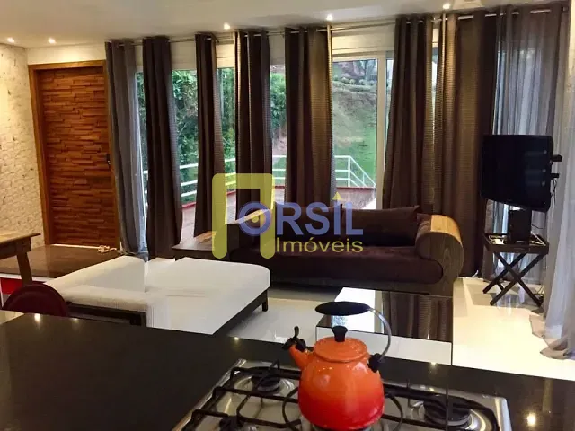 Sobrado com 450m² 2 quartos e 2 banheiros, à venda, no bairro Parque Residencial Itapeti em Mogi das Cruzes