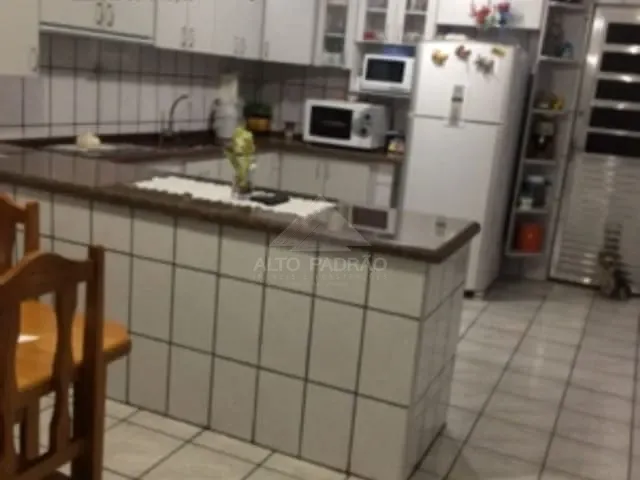 Sobrado com 100m² 4 quartos e 3 banheiros, à venda, no bairro Jardim Olinda em Mauá