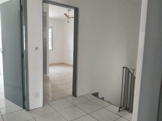 Sobrado 5 quartos e 5 banheiros, para alugar, no bairro Campestre em Santo André