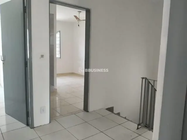 Sobrado 5 quartos e 5 banheiros, para alugar, no bairro Campestre em Santo André