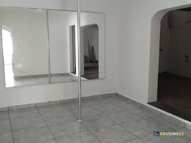 Sobrado 5 quartos e 5 banheiros, para alugar, no bairro Campestre em Santo André