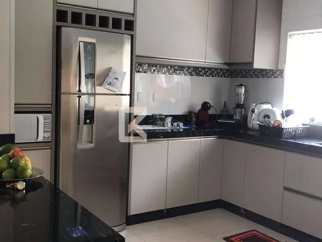 Sobrado com 402m² 3 quartos e 3 banheiros, à venda, no bairro Chácara Areal em Indaiatuba