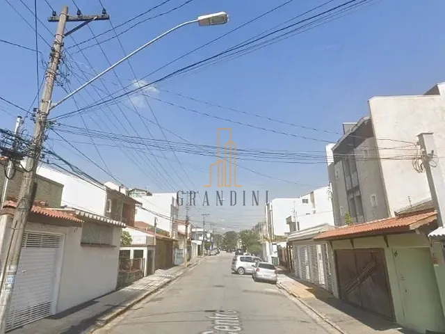 Sobrado com 320m² 3 quartos e 5 banheiros, à venda, no bairro Vila Camilópolis em Santo André