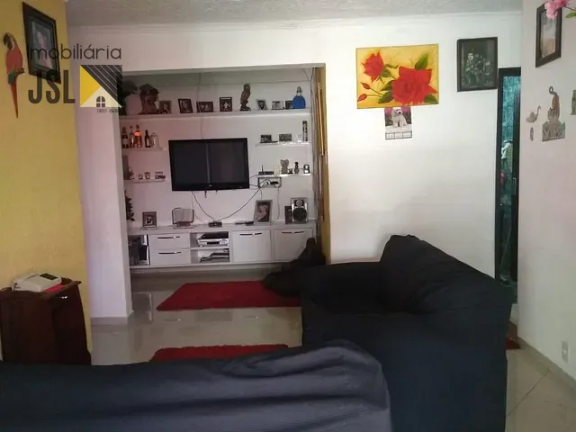 Sobrado com 175m² 2 quartos e 2 banheiros, à venda, no bairro Parque Residencial Maria Elmira em Caçapava
