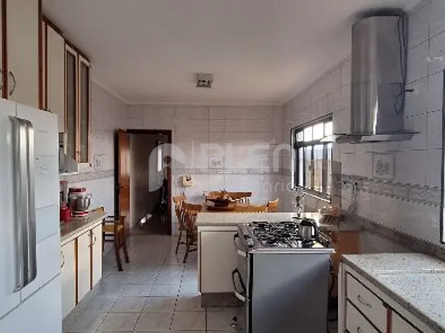 Sobrado 4 quartos e 6 banheiros, à venda, no bairro Vila Constança em São Paulo