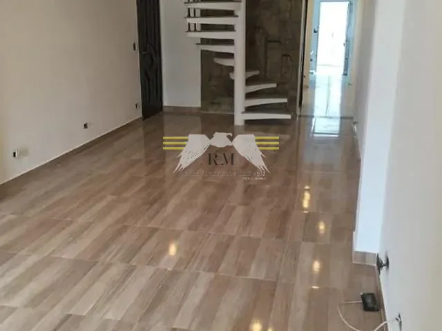 Sobrado com 125m² 3 quartos e 1 banheiro, à venda, no bairro Jardim Eliane em São Paulo
