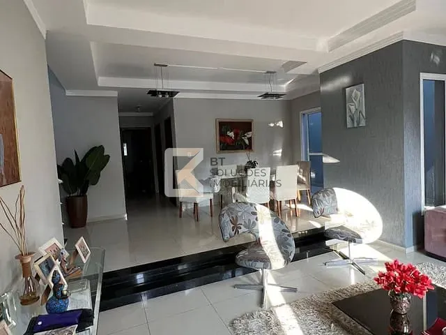 Sobrado com 288m² 3 quartos e 3 banheiros, à venda, no bairro Jardim Europa II em Indaiatuba