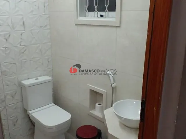 Sobrado com 200m² 4 quartos e 2 banheiros, à venda, no bairro Rudge Ramos em São Bernardo do Campo