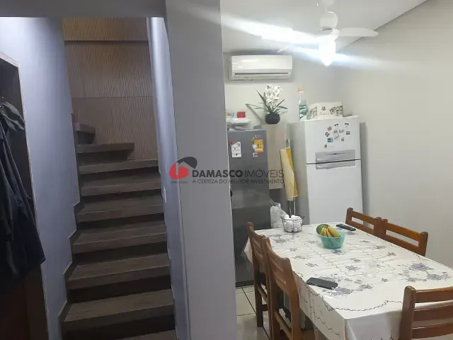 Sobrado com 200m² 4 quartos e 2 banheiros, à venda, no bairro Rudge Ramos em São Bernardo do Campo