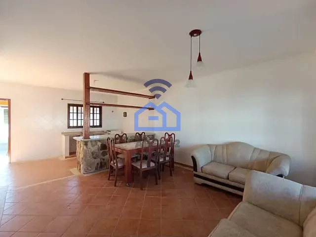 Sobrado com 336m² 5 quartos e 4 banheiros, à venda, no bairro Indaiá em Caraguatatuba