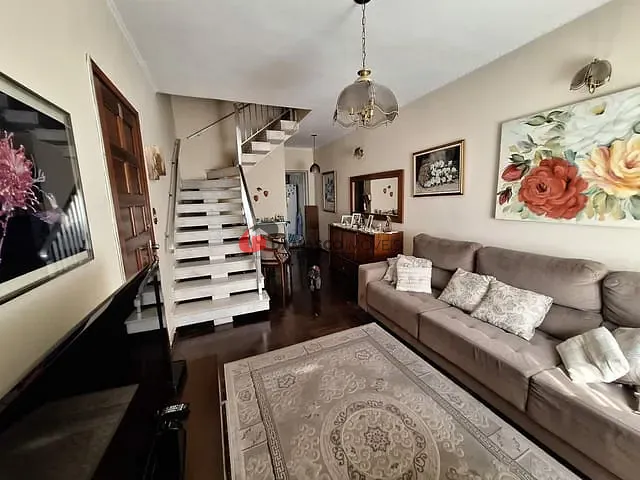 Sobrado com 140m² 3 quartos e 2 banheiros, à venda, no bairro Santa Maria em Santo André