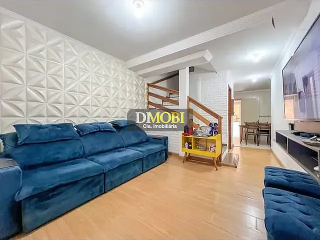Sobrado com 124m² 2 quartos e 2 banheiros, à venda, no bairro Centro em Gravataí