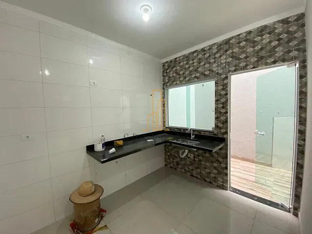 Sobrado com 115m² 2 quartos e 2 banheiros, à venda, no bairro Vila Curuçá em Santo André