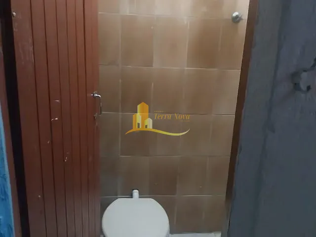 Sobrado 3 quartos e 2 banheiros, para alugar, no bairro Jardim Robru em São Paulo