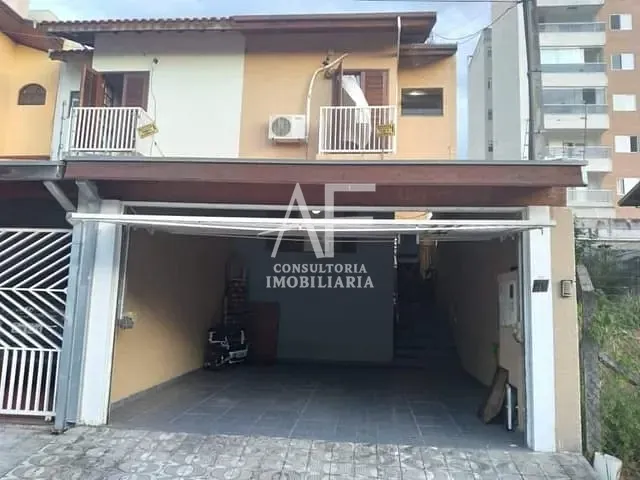 Sobrado com 130m² 3 quartos e 3 banheiros, à venda, no bairro Barranco em Taubaté