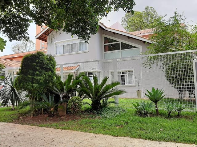 Foto do Sobrado - Sobrado com 6 dormitórios à venda, 403 m² por R$ 2.100.000,00 - Jardim Apolo - São José dos Campos/SP | RUSSI IMÓVEIS