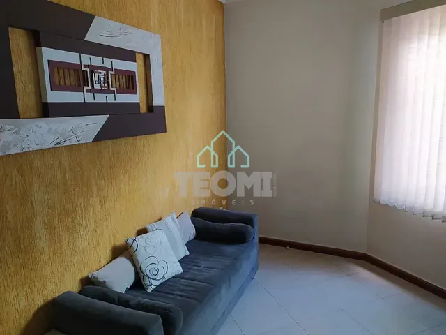 Sobrado com 260m² 3 quartos e 4 banheiros, à venda, no bairro Granja Daniel em Taubaté
