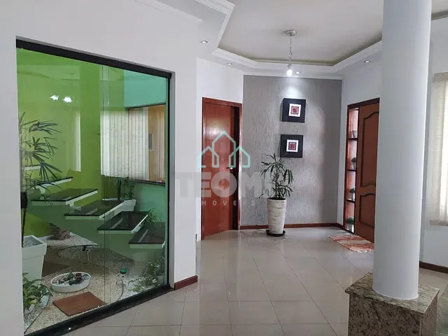 Sobrado com 260m² 3 quartos e 4 banheiros, à venda, no bairro Granja Daniel em Taubaté