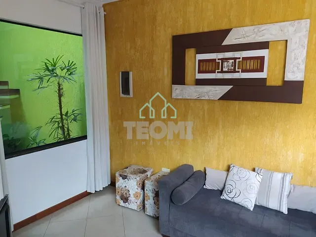 Sobrado com 260m² 3 quartos e 4 banheiros, à venda, no bairro Granja Daniel em Taubaté
