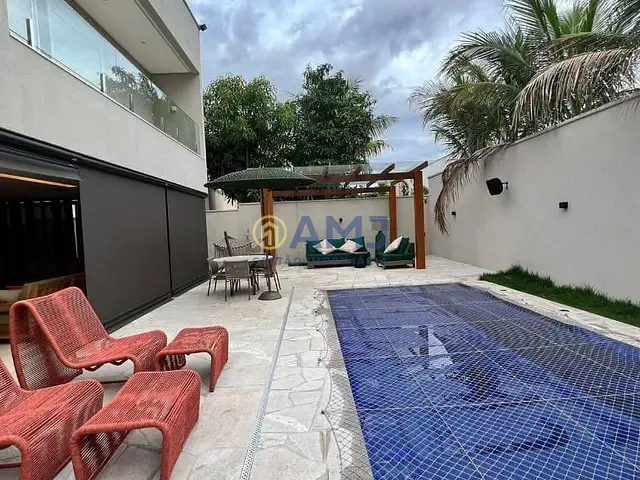 Sobrado com 600m² 4 quartos e 7 banheiros, à venda, no bairro Alphaville Flamboyant Residencial Araguaia em Goiânia