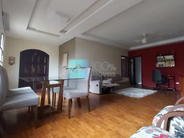 Sobrado com 450m² 4 quartos e 3 banheiros, à venda, no bairro Jardim Esplanada em São José dos Campos