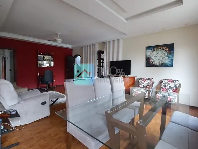 Sobrado com 450m² 4 quartos e 3 banheiros, à venda, no bairro Jardim Esplanada em São José dos Campos