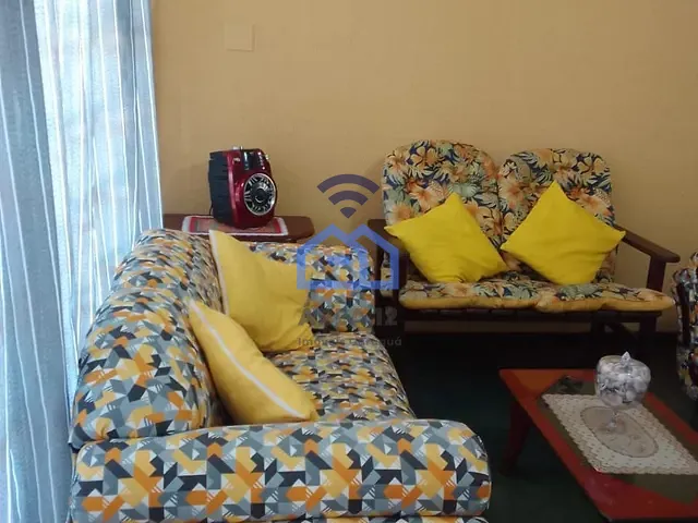 Sobrado 2 quartos e 2 banheiros, à venda, no bairro Martim de Sá em Caraguatatuba