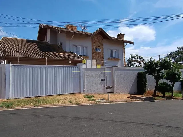 Sobrado com 700m² 3 quartos e 4 banheiros, à venda, no bairro Vila Miranda em Sumaré