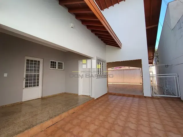 Sobrado com 700m² 3 quartos e 4 banheiros, à venda, no bairro Vila Miranda em Sumaré