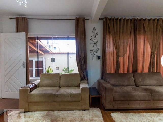 Sobrado 3 quartos e 4 banheiros, à venda, no bairro Jardim São Carlos (Zona Leste) em São Paulo
