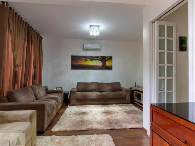Sobrado 3 quartos e 4 banheiros, à venda, no bairro Jardim São Carlos (Zona Leste) em São Paulo