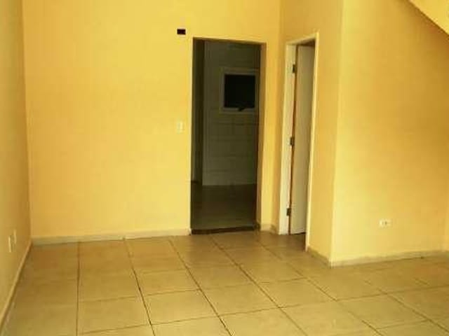 Foto do Sobrado - Sobrado com 2 dormitórios para alugar, 70 m² por R$ 1.537,40/mês - Residencial Bosque dos Ipês - São José dos Campos/SP | INDEPENDENCE NEGOCIOS IMOBILIARIOS LTDA