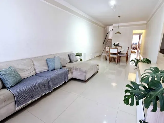 Sobrado 3 quartos e 4 banheiros, à venda, no bairro Vila Constança em São Paulo