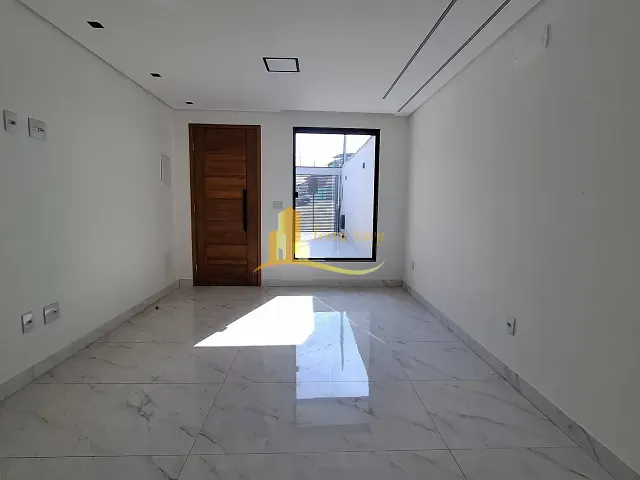 Sobrado 2 quartos e 2 banheiros, à venda, no bairro Jardim Três Marias em São Paulo