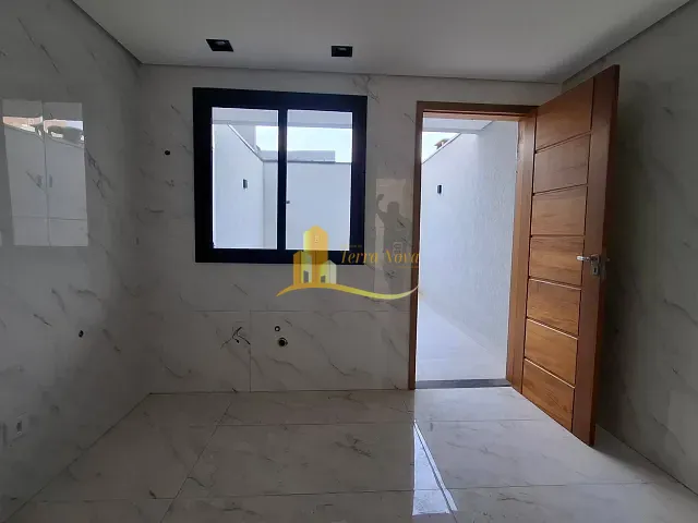 Sobrado 2 quartos e 2 banheiros, à venda, no bairro Jardim Três Marias em São Paulo