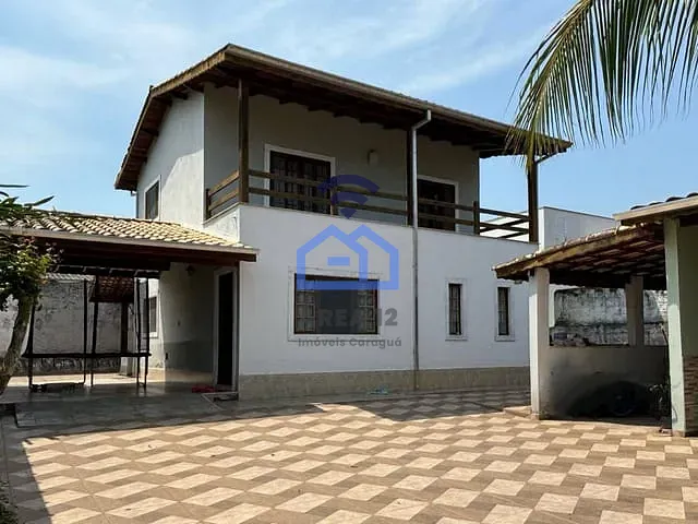 Sobrado com 386m² 3 quartos e 2 banheiros, à venda, no bairro Pontal de Santa Marina em Caraguatatuba