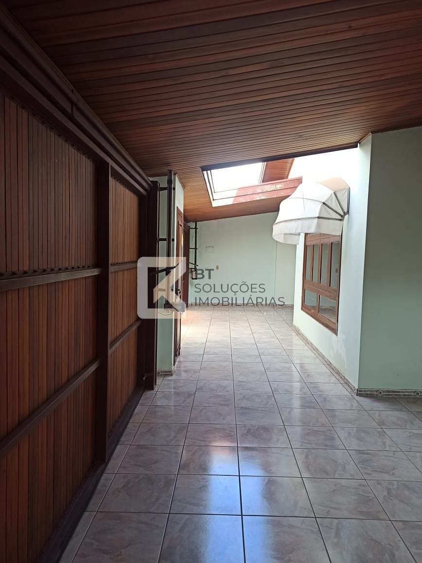 Sobrado, 6 quartos, 286 m² - Foto 3