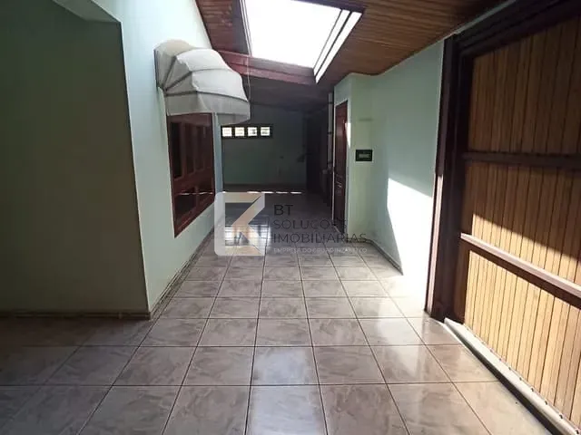 Sobrado com 275m² 6 quartos e 4 banheiros, à venda ou para alugar, no bairro Parque Boa Esperança em Indaiatuba
