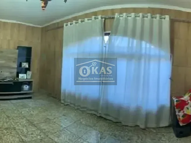 Sobrado com 250m² 4 quartos e 2 banheiros, à venda, no bairro Vila Amorim em Suzano