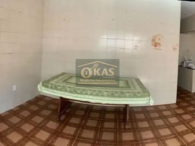 Sobrado com 250m² 4 quartos e 2 banheiros, à venda, no bairro Vila Amorim em Suzano
