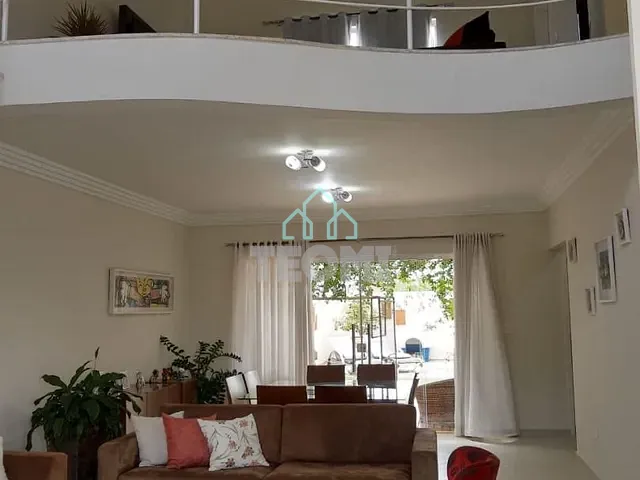 Sobrado com 275m² 3 quartos e 2 banheiros, à venda, no bairro Condomínio Vale do Sol em Tremembé
