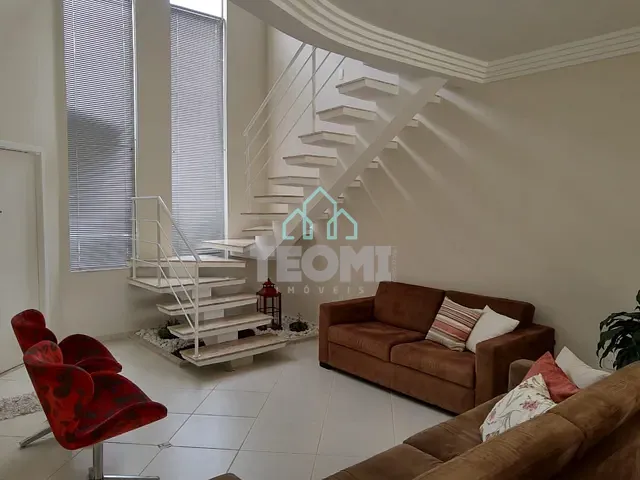 Sobrado com 275m² 3 quartos e 2 banheiros, à venda, no bairro Condomínio Vale do Sol em Tremembé