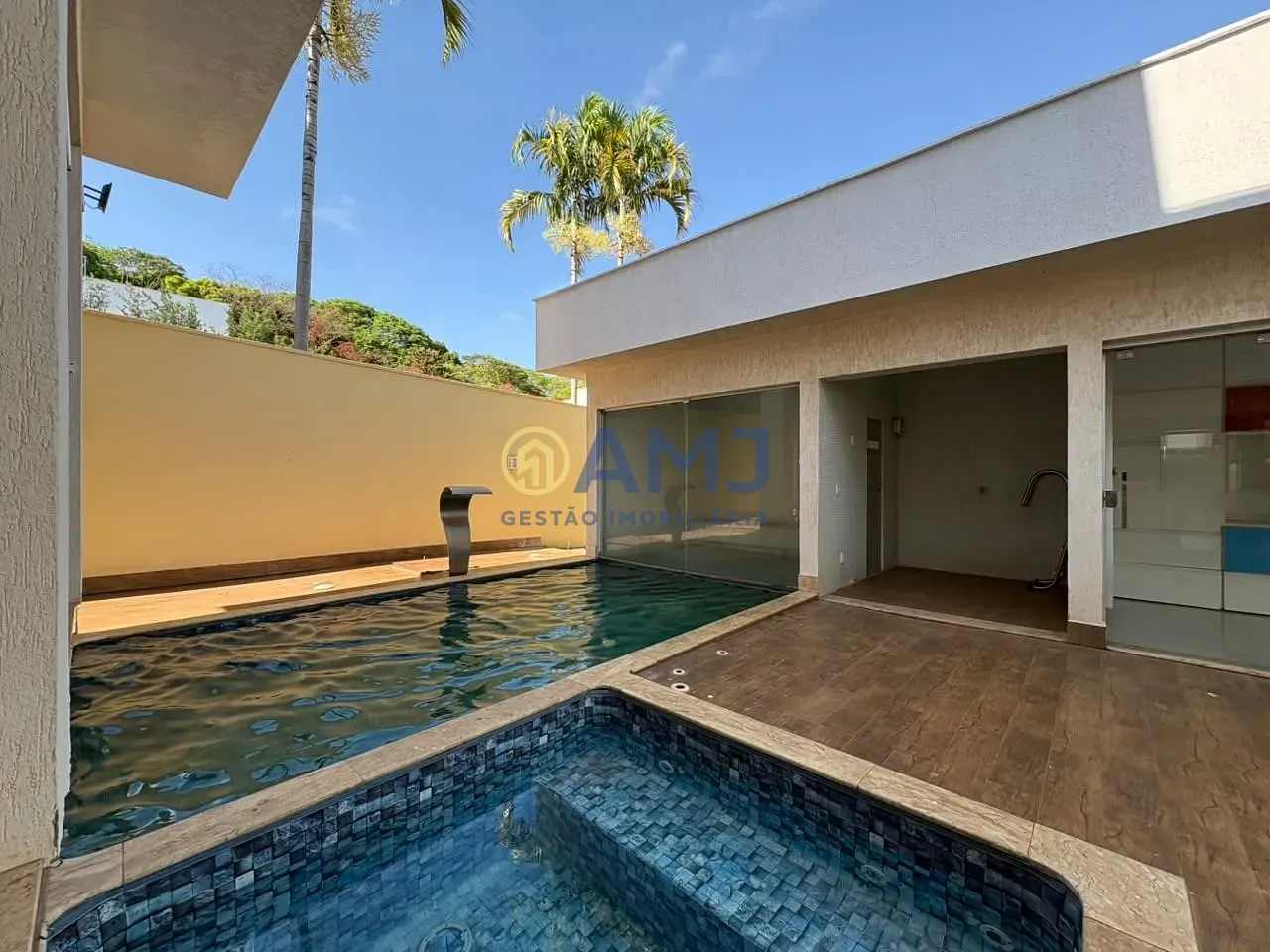 Sobrado, 5 quartos, 598 m² - Foto 2
