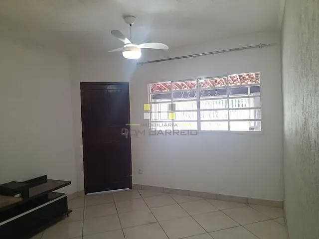 Sobrado com 135m² 4 quartos e 2 banheiros, à venda, no bairro Jardim Bom Retiro (Nova Veneza) em Sumaré